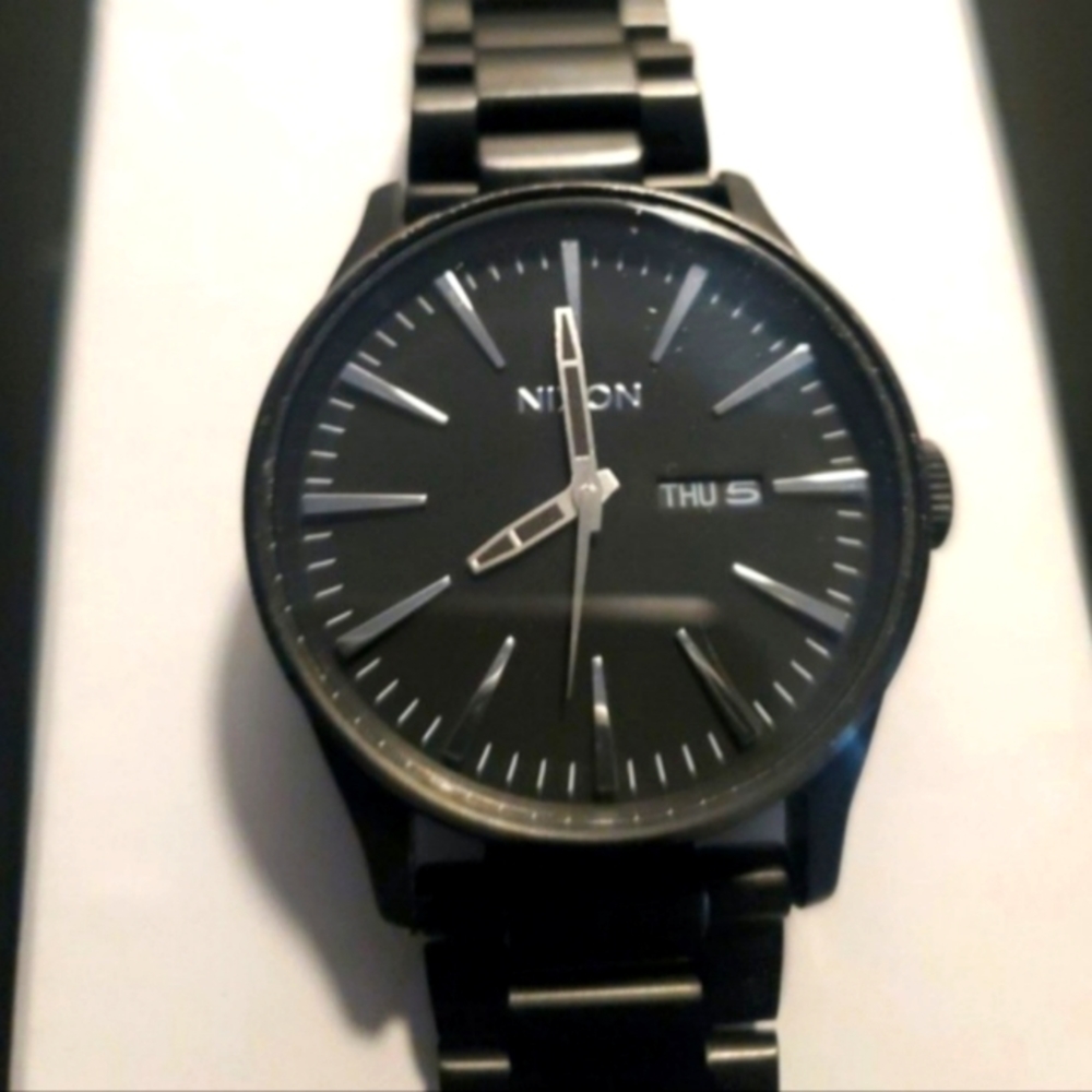 Nixon Sentry SS Wristwatch